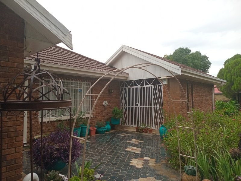3 Bedroom Property for Sale in Bloemhof North West